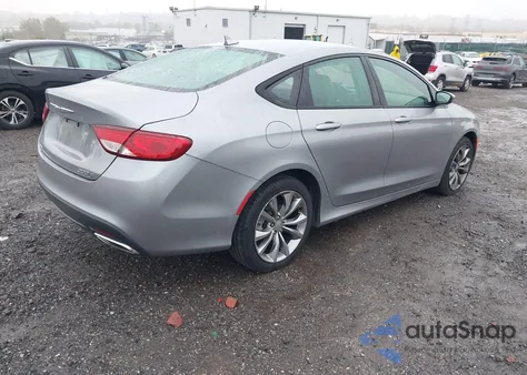 2015 Chrysler 200 S z USA, uszkodzony, nr VIN 1C3CCCDG9FN522946